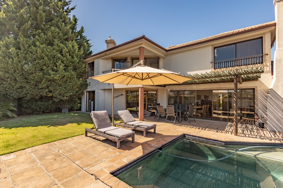 4 Bedroom Property for Sale in Welgedacht Western Cape